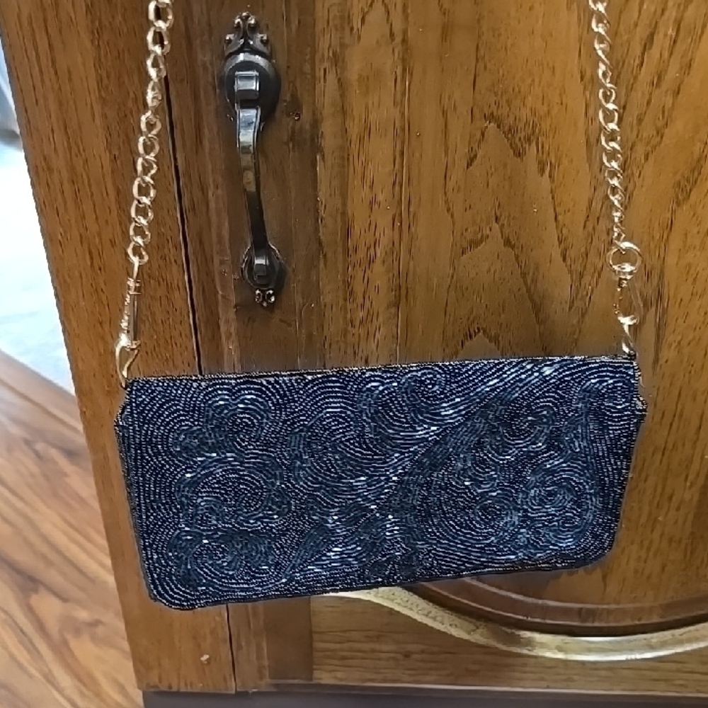Chic Black Beaded Evening Clutch - Picture 14 of 16